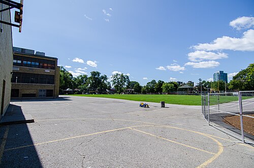 Westwood Middle School, Broadview North