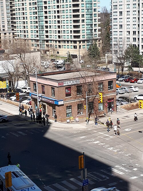 Old North York Hydro Building, Yonge-Doris