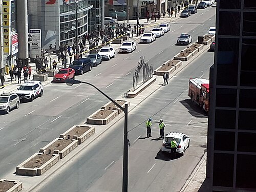 Yonge St Looking South Cordoned Off (5), Willowdale West