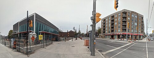 Intersection of Bayview and Eglinton, 2023 04 28, Mount Pleasant East