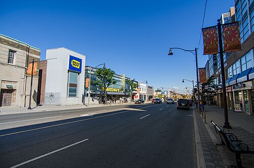 Yonge Street (Between Roselawn & Broadway), North Toronto