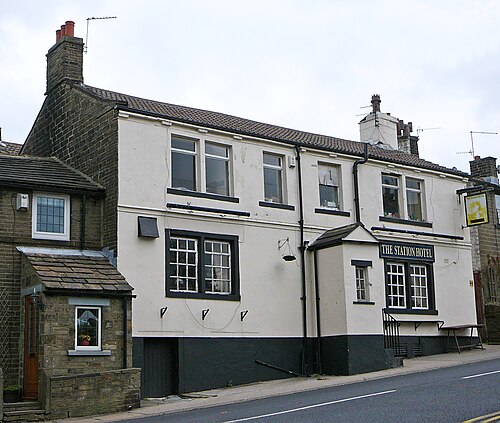 Station Hotel, Harecroft