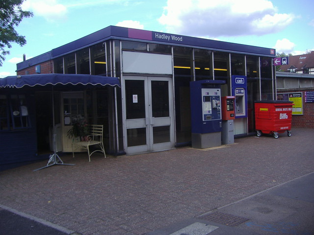 Hadley Wood, Hadley Wood