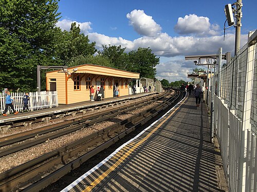 East Acton Central Line Station, East Acton