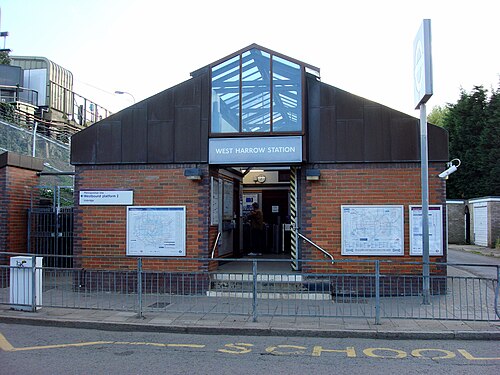 File:West Harrow Tube Station 2.jpg, West Harrow