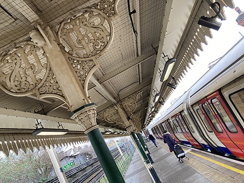 East Ham Spandrels, East Ham