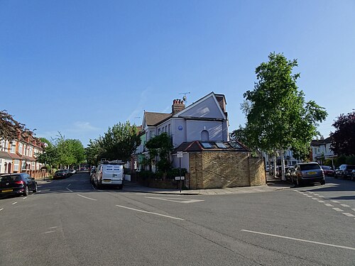 Amy Gentry Blue Plaque House - 29 Thornton Road East Sheen SW14 8NS, Mortlake