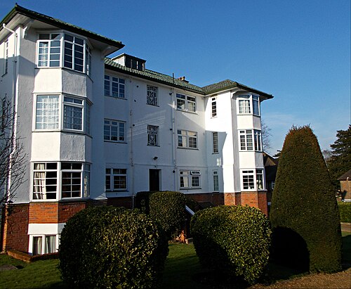 The Chilterns, Sutton, Surrey, Greater London (9), Belmont