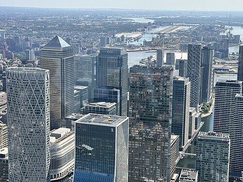 Close-up of Canary Wharf Building Cluster 2026-07-08, Heron Quays