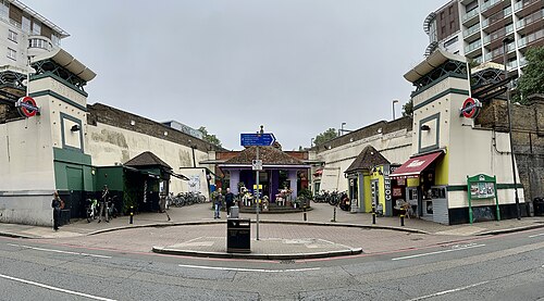 East Putney Station, East Putney