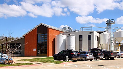 Live Oak Brewing Company Austin Texas 2021, Del Valle
