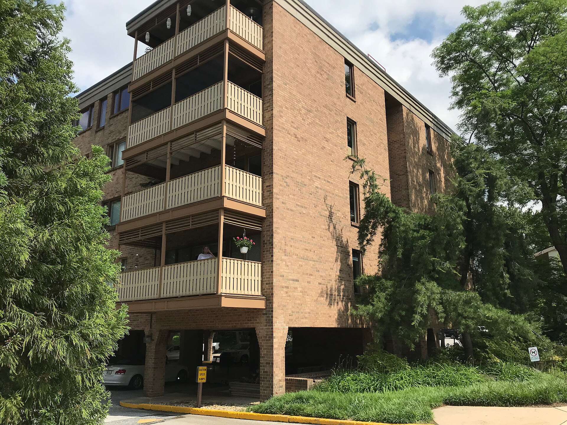 Apartment Building, Hamill Court and Hamill Road, Cross Keys, Baltimore, MD 21210, Cross Keys