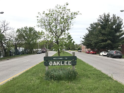 "Welcome to Oaklee" Sign in Median, Southwestern Boulevard West of Custer Road, Baltimore, MD 21229, Violetville