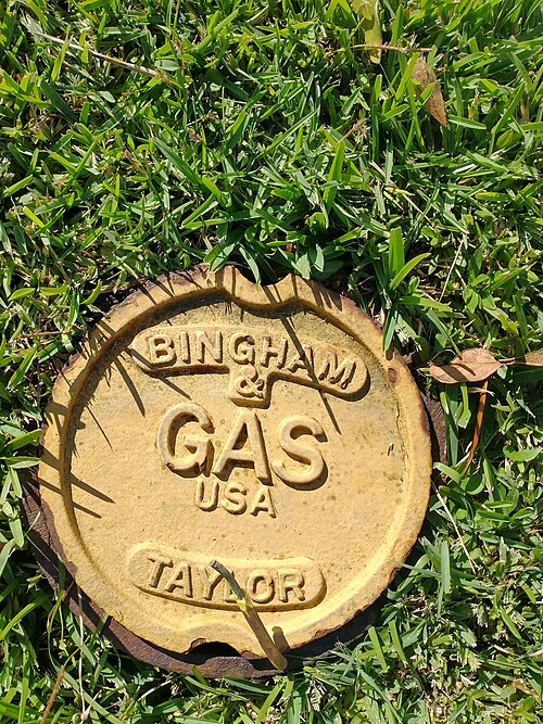 Bingham & Taylor Gas - Baton Rouge Street Furniture, Goodwood