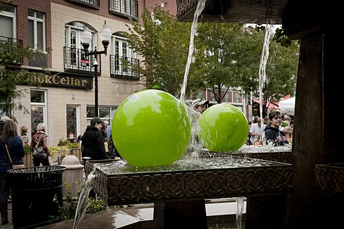 Balls in the Lincoln Square Fountain, Lincoln Square