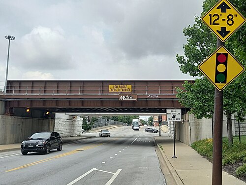 31st St at Metra Rock Island (June 2021), Douglas