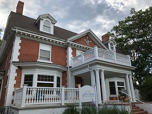 Judi's House Front Entrance, City Park West