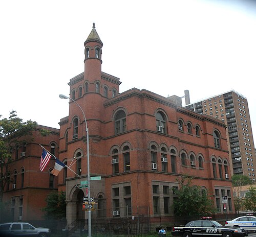 88 Precinct Classon De Kalb Rainy, Clinton Hill