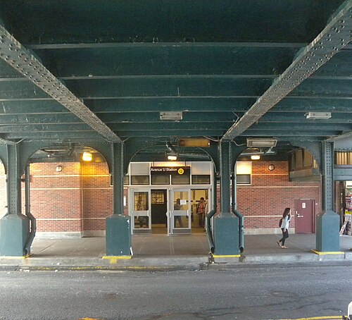 Avenue U Q Station Entry, Madison
