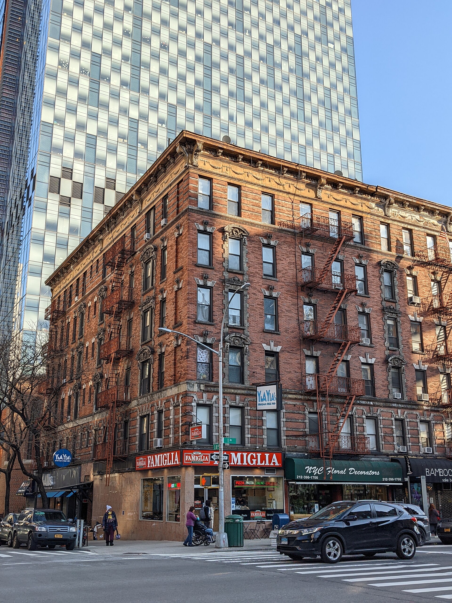 1284 First Avenue, Upper East Side-Lenox Hill-Roosevelt Island