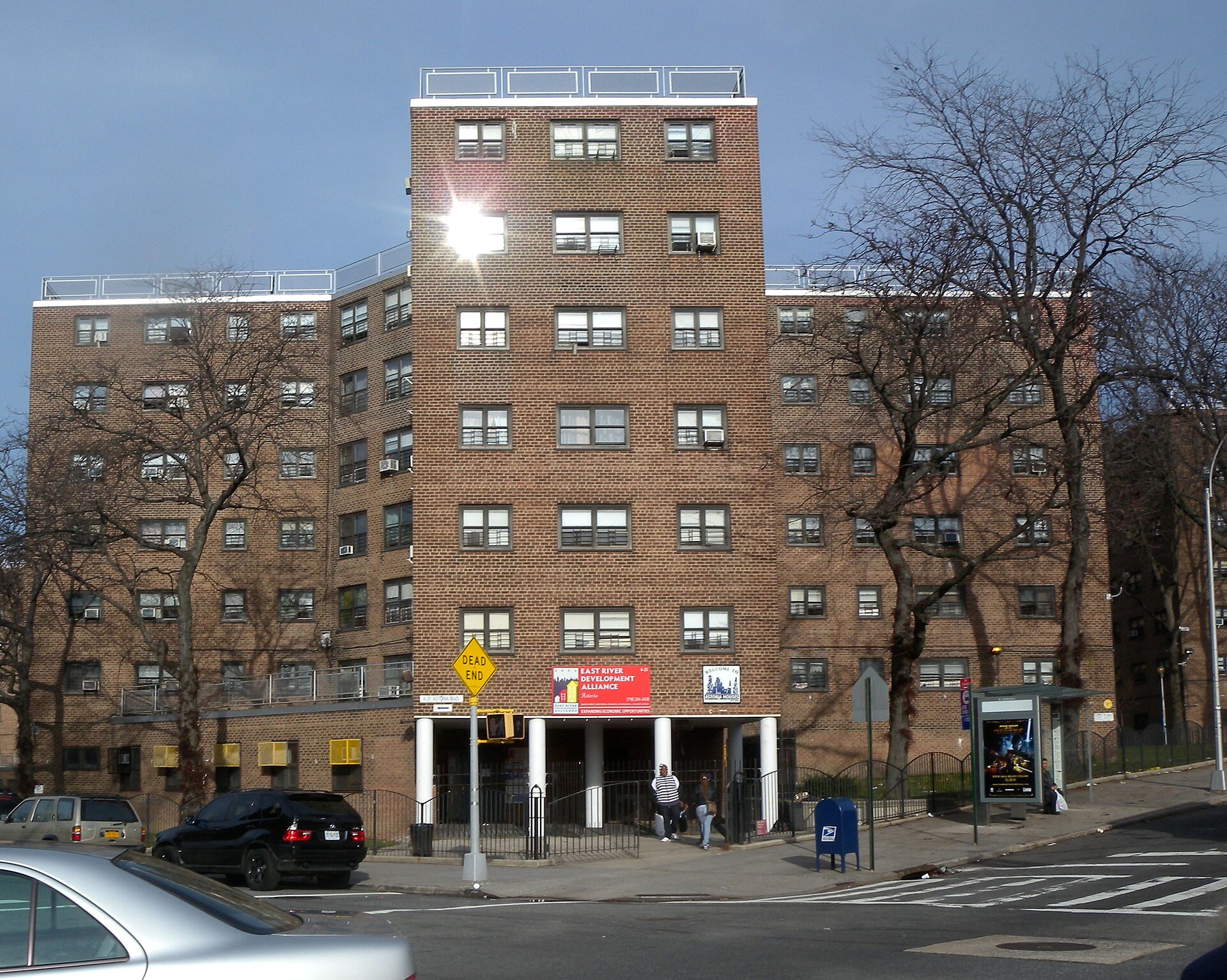 Astoria Houses NYCHA, Old Astoria-Hallets Point