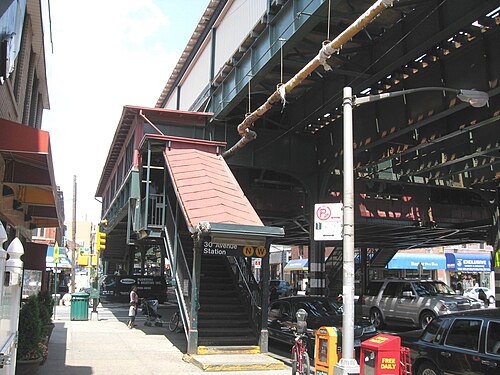 30th Avenue BMT Station, Astoria (Central)