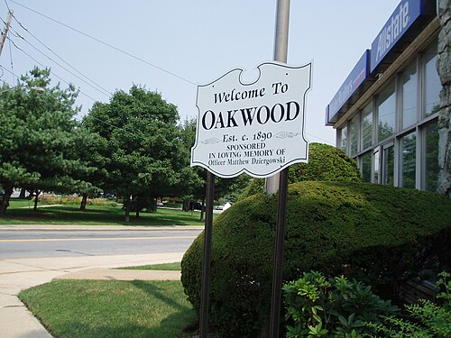 Oakwood, Staten Island, New York, Oakwood-Richmondtown