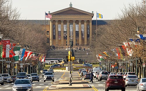 Benjamin Franklin Parkway, Logan Square