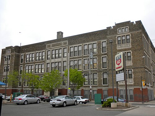 Kirkbride School Philly, Dickinson Narrows