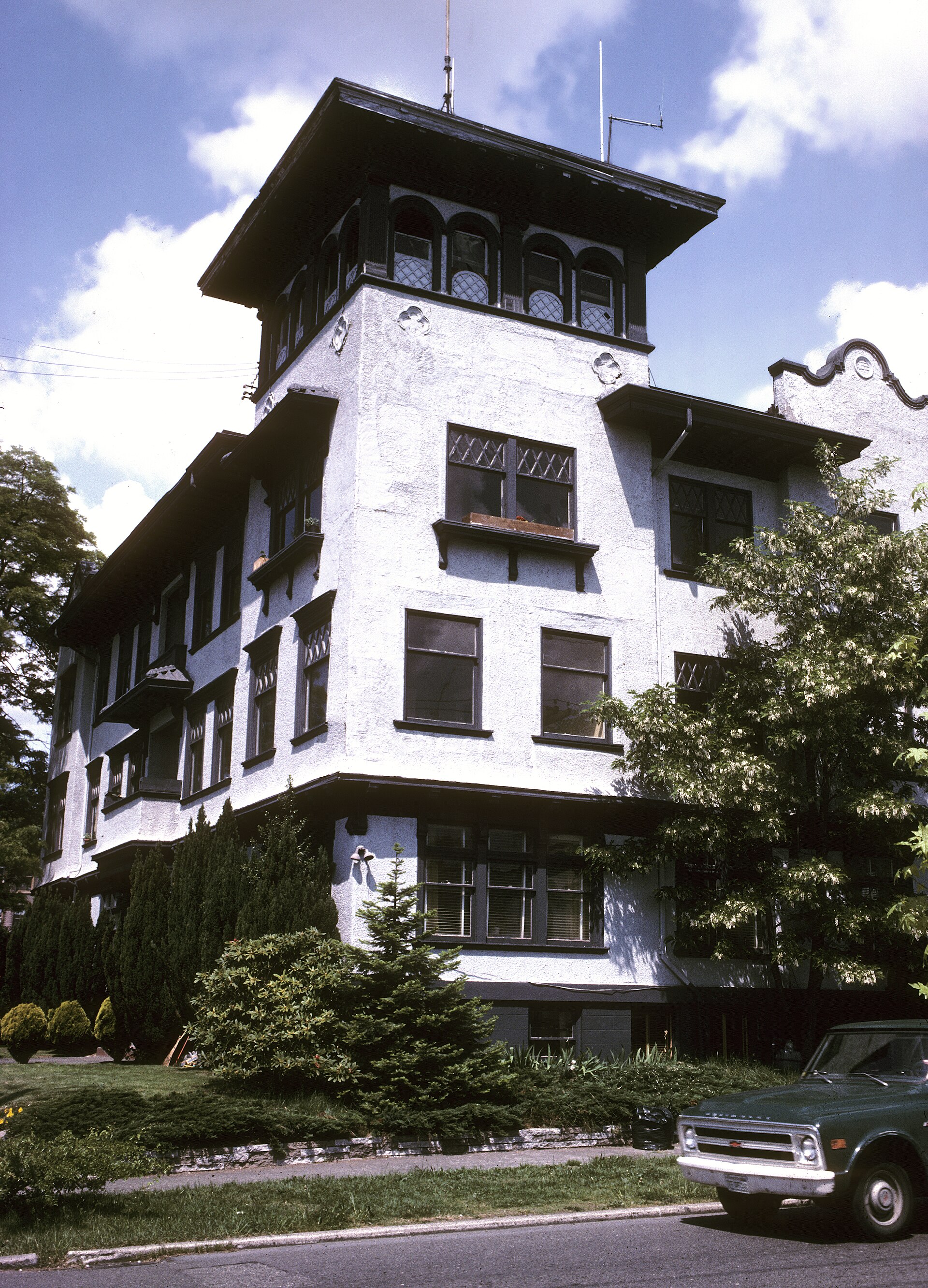 Apartment Building at 302 Malden Avenue E., Capitol Hill, Seattle, Circa 1975, Broadway